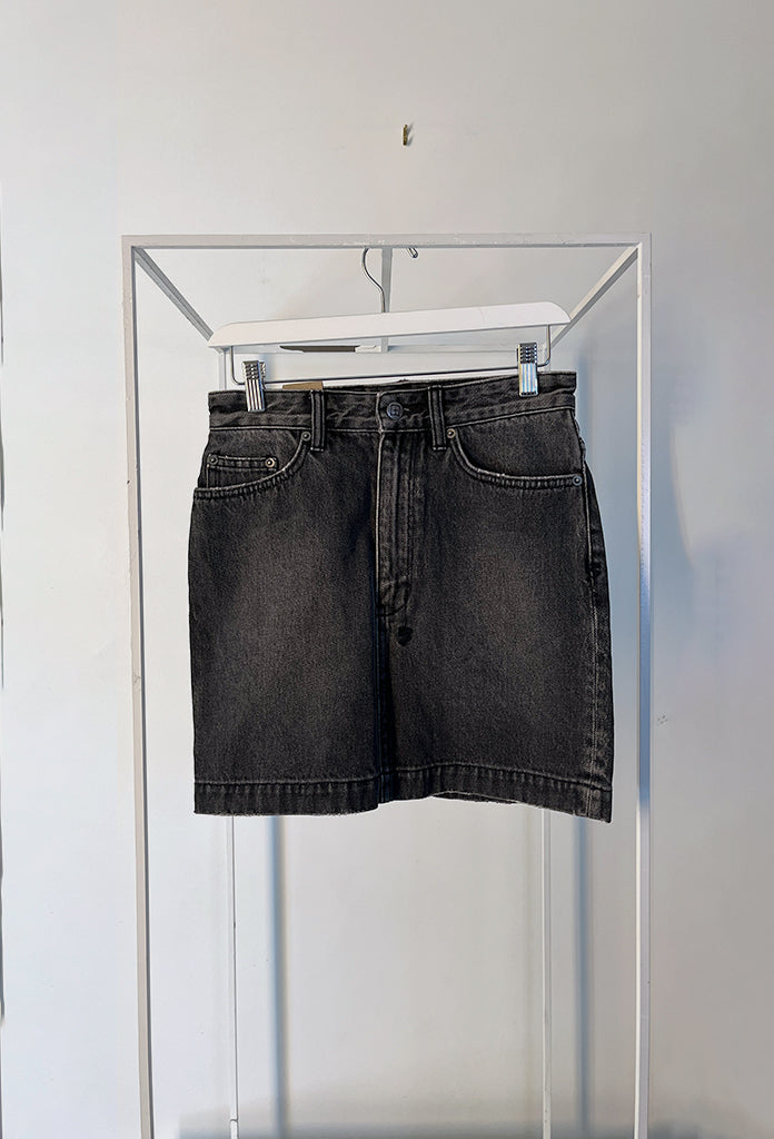 Super X Mini Throwblack Skirt - 26